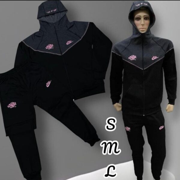 Conjunto deportivo negro con detalles rosas (S, M, L)
