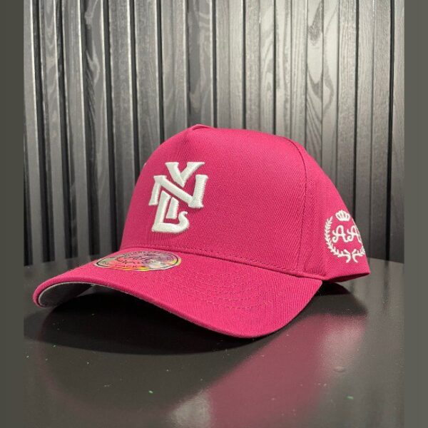 Gorra beige NYL estilo trucker