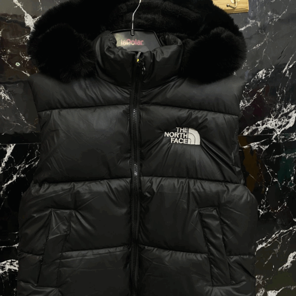 Chaleco Puffer "The North Face" con Capucha de Pelo Sintético - Abrigo Ligero y Estilo Urbano